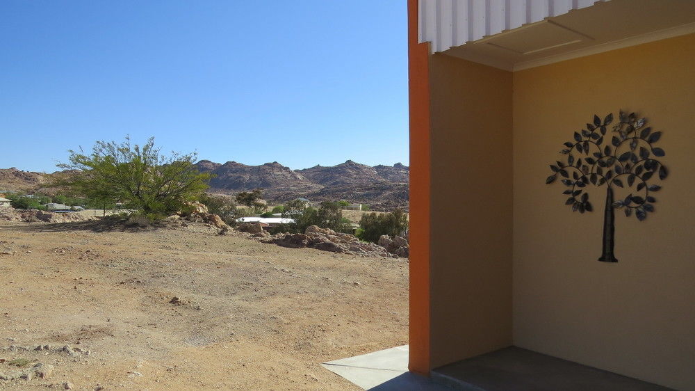 Апартаменты Orange House Self Catering Аус Экстерьер фото