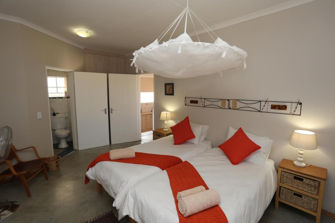Апартаменты Orange House Self Catering Аус Экстерьер фото